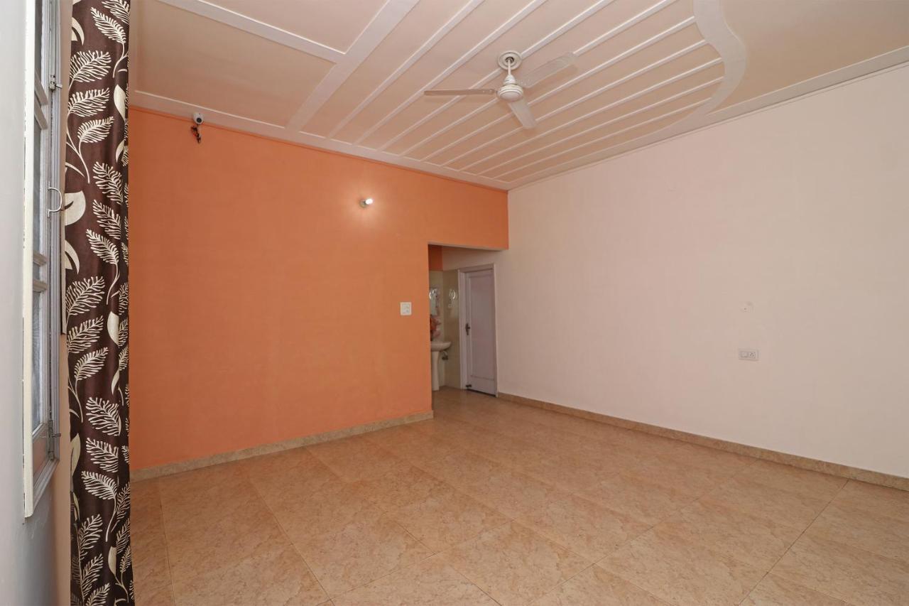 Oyo Flagship Mann Bed And Breakfast Rājpura Exterior foto